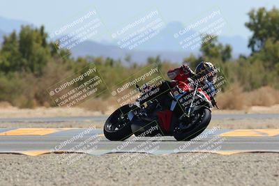 media/Apr-09-2023-SoCal Trackdays (Sun) [[333f347954]]/Turn 7 (1135am)/